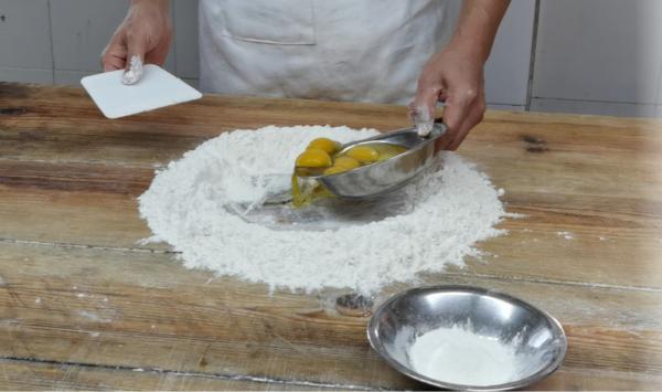 蛋散制作方法和配方，蛋散的制作配方做法（这条蛋散，正）