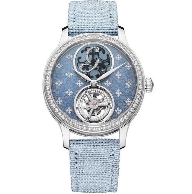 高跟鞋怎么用纸折，用纸折高跟鞋一步一步教（2020日内瓦高级钟表大赏得奖名单出炉）