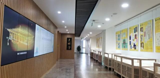 华东理工大学图书馆，华东理工大学图书馆对外开放吗（“云游”沪上37所高校图书馆）