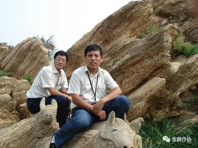 炕是什么，炕是什么生肖（北方人的炕，南方人的床）