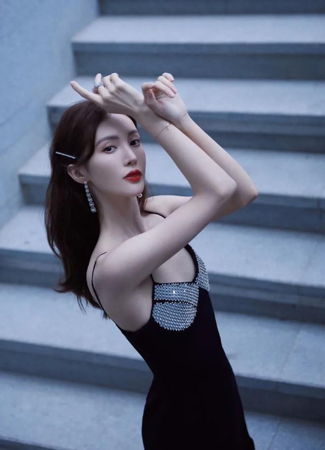 绯闻女孩第六季剧情，绯闻女孩第六季剧情简介（6部双女主剧，哪个最能打）