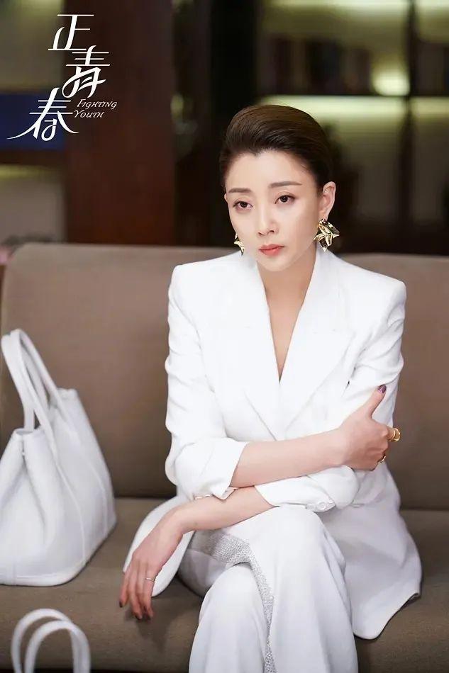 绯闻女孩第六季剧情，绯闻女孩第六季剧情简介（6部双女主剧，哪个最能打）