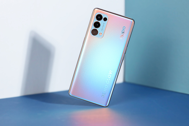 opporeno5支持无线充电吗(reno5带来元气满满一整天)