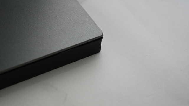移动硬盘灯闪烁但不读盘，移动硬盘闪灯但读不出（Gaming游戏移动硬盘评测）