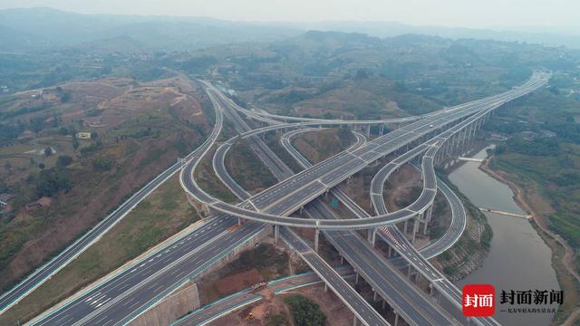 成都三绕全长多少公里，三绕一圈多少公里（成都“三绕”90分钟到宜宾）