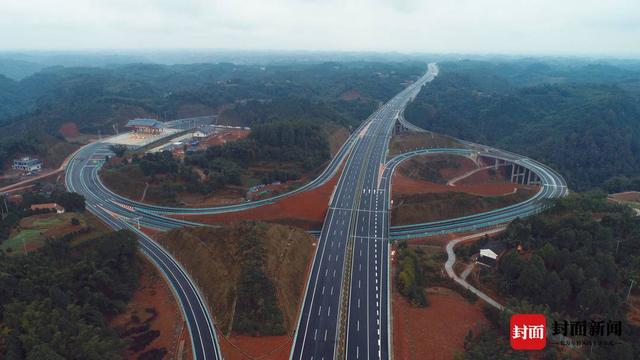 成都三绕全长多少公里，三绕一圈多少公里（成都“三绕”90分钟到宜宾）