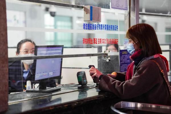 学生证优惠时间，寒暑假相连，学生票乘车优惠至9月30日（学生票优惠次数、票价怎么算）