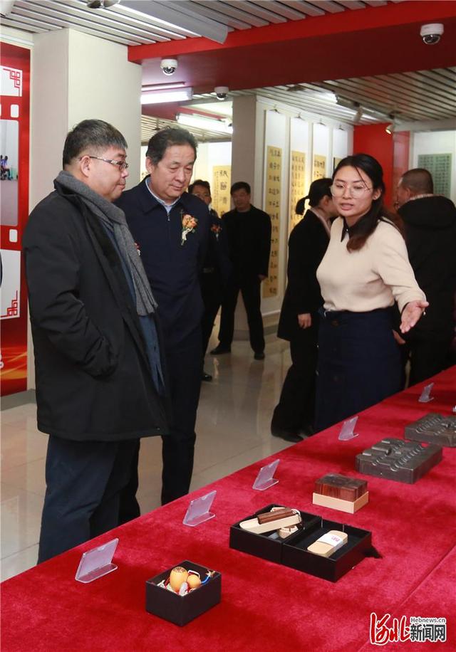 廊坊燕京职业技术学院宿舍，2021级廊坊燕京职业技术学院新生开学时间和入学指南及入学军训考试（廊坊燕京职业技术学院十年发展迈上新台阶）