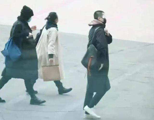 谢霆锋王菲发文宣布产女，张柏芝承认三胎老公刘德华吗（是心疼王菲还是真的不想要）