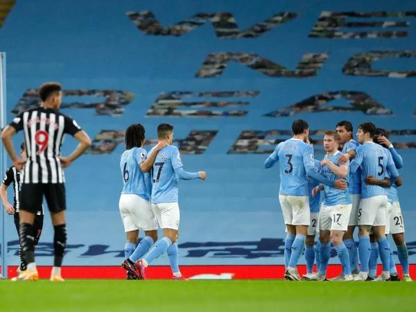 疯狂猜成语中此下彼上是什么成语，彼在此上面是什么成语（话题，传控足球不再是永远滴神）