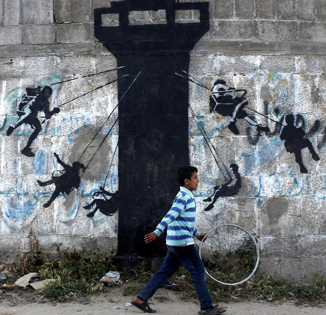 fetching，fetch和bring的区别（“艺术恐怖分子”班克斯）