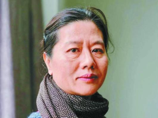 暂且是什么意思，暂且是什么意思解释（烟火漫卷中的精神守望与《晚熟的人》）