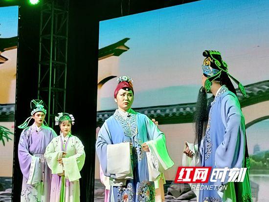 张家界传统戏剧，张家界的传统戏剧是哪个（大型古装阳戏《五女拜寿》重现经典）