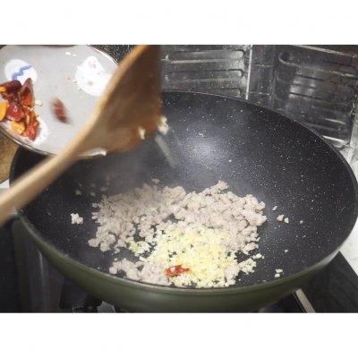 怎样做美味的干煸扁豆，怎样做美味的干煸扁豆窍门（干煸豆角这么做）