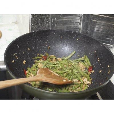怎样做美味的干煸扁豆，怎样做美味的干煸扁豆窍门（干煸豆角这么做）