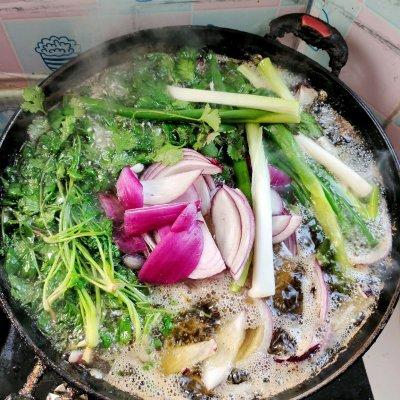 麻辣火锅底料配方，麻辣火锅底料哪个牌子最正宗好吃（香浓美味的自制麻辣火锅底料）