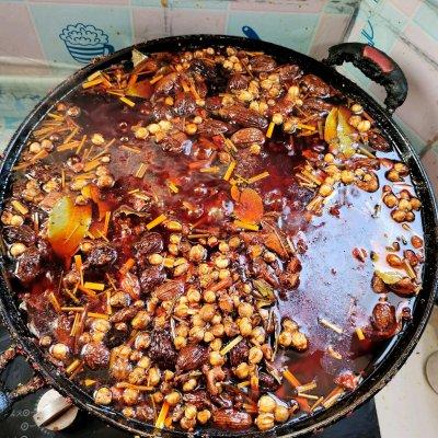 麻辣火锅底料配方，麻辣火锅底料哪个牌子最正宗好吃（香浓美味的自制麻辣火锅底料）