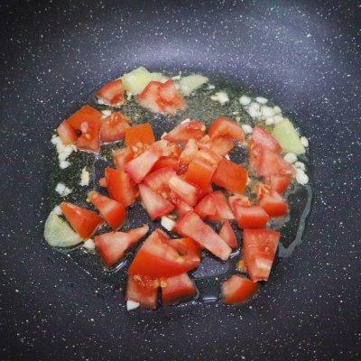 怎么做酸汤鱼，煮酸菜鱼的做法（吃一次就上瘾的红红火火酸汤鱼）