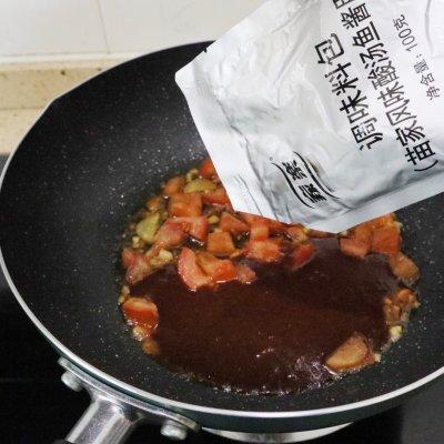 怎么做酸汤鱼，煮酸菜鱼的做法（吃一次就上瘾的红红火火酸汤鱼）