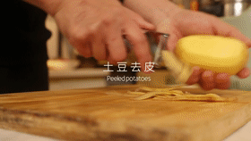 咖喱烧牛腩如何做，咖喱烧牛腩如何做好（咖喱牛肉简单不费脑）