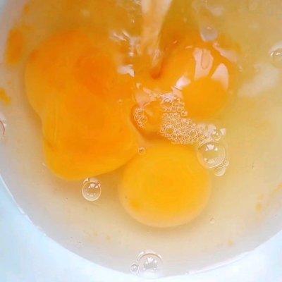 蒸鸡蛋需要几分钟，开水蒸鸡蛋需要几分钟（妈妈最拿手的#福气年夜菜#蒸鸡蛋）