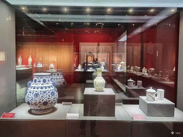 上海到景德镇多少距离，上海到景德镇多少距离高铁（我在China看china）