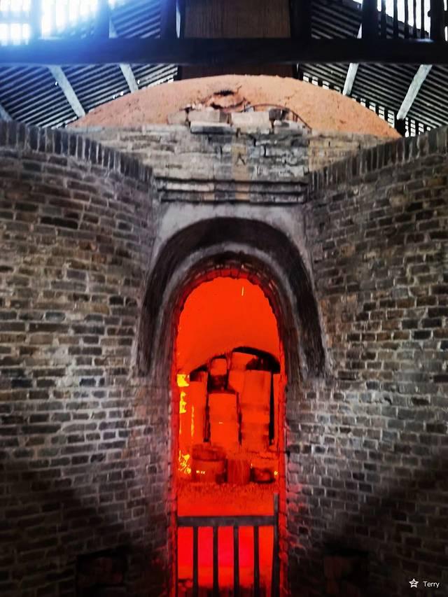 上海到景德镇多少距离，上海到景德镇多少距离高铁（我在China看china）