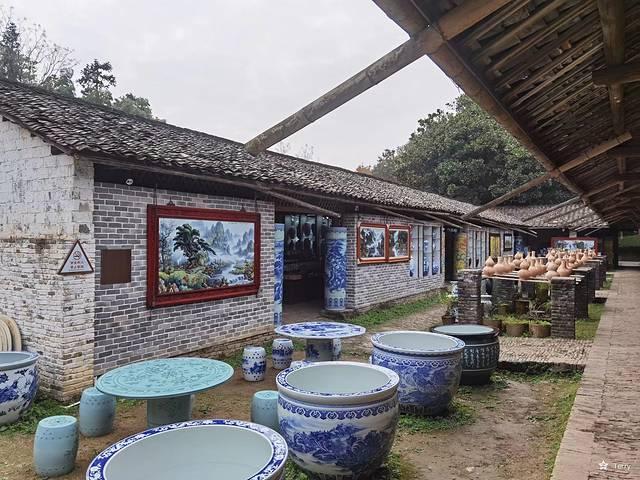 上海到景德镇多少距离，上海到景德镇多少距离高铁（我在China看china）