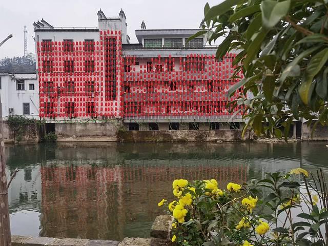 上海到景德镇多少距离，上海到景德镇多少距离高铁（我在China看china）