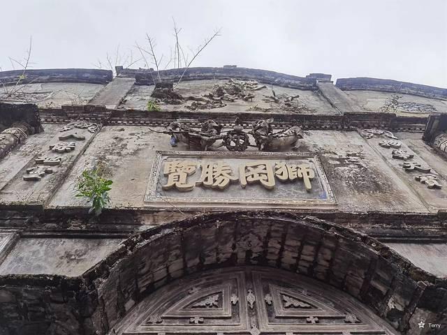 上海到景德镇多少距离，上海到景德镇多少距离高铁（我在China看china）