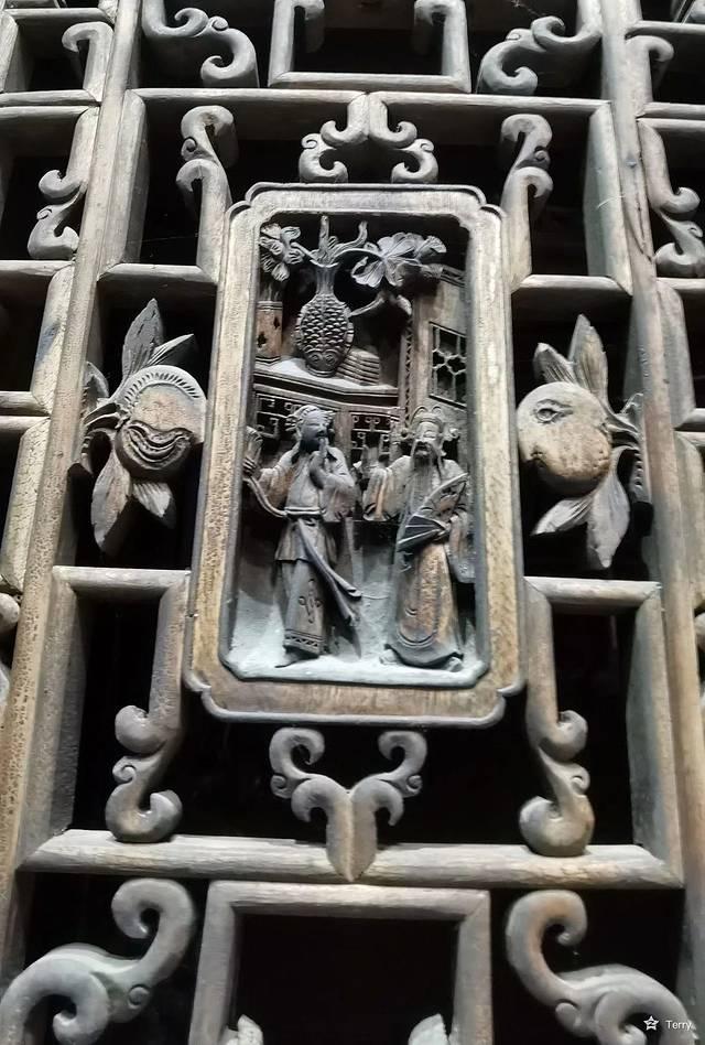 上海到景德镇多少距离，上海到景德镇多少距离高铁（我在China看china）