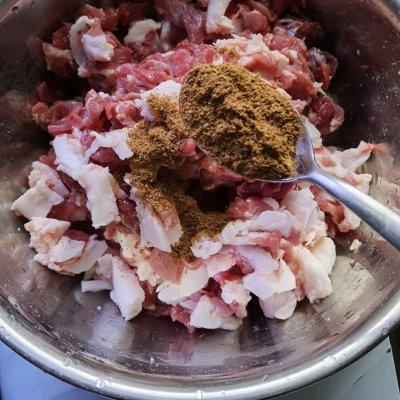 烤箱版烤羊肉串，烤箱版烤羊肉串百科（简单易做的#家庭烤箱版羊肉串#）