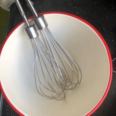 迷你小泡芙的做法，迷你小泡芙的做法步骤（迷你小泡芙，新手零失败）