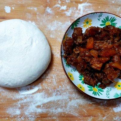 发面火烧怎么做又软又好吃（简单又好吃的发面肉火烧你这么做）