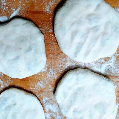 发面火烧怎么做又软又好吃（简单又好吃的发面肉火烧你这么做）