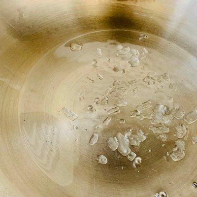 草莓干的做法，草莓干的做法空气炸锅（脆脆爽爽的冰糖草莓）