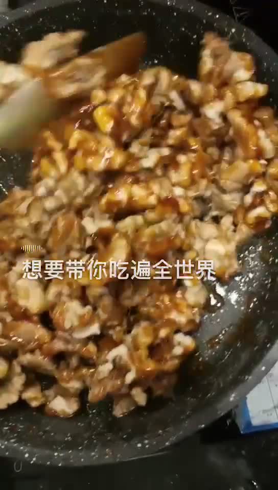 蜂蜜核桃仁的做法，自制蜂蜜核桃仁的做法大全家常（这土蜂蜜琥珀核桃连吃3天了）