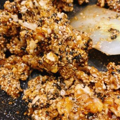 蜂蜜核桃仁的做法，自制蜂蜜核桃仁的做法大全家常（这土蜂蜜琥珀核桃连吃3天了）