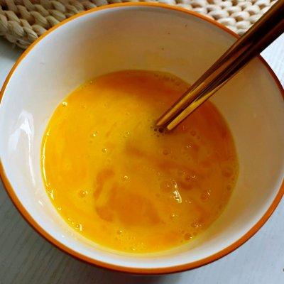 紫菜蛋汤里可以放虾米一起做汤吗，紫菜龙虾鸡蛋可以放在一起做汤吗（懒人版紫菜蛋花汤）