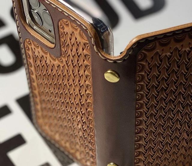 植鞣皮是什么，植鞣皮是什么材质（日式风财布、雕花皮具总被认为脏且粗狂）