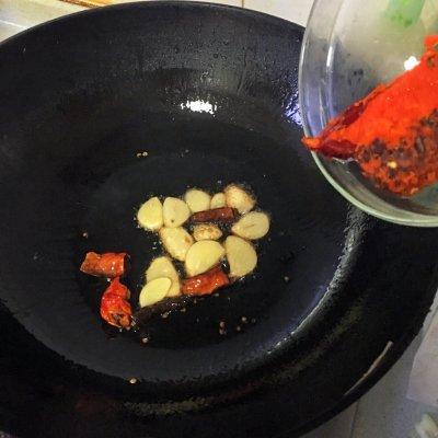 麻辣香锅的配料，麻辣香锅怎么做（最关键的是一学就会）