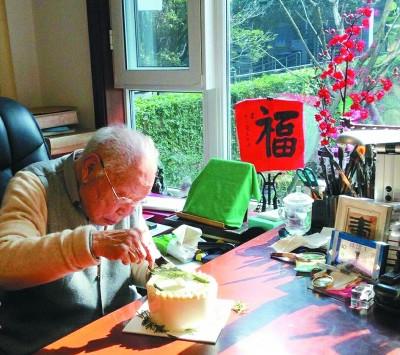 1982年出生到2022年虚岁多大，1982年多大（惺惺相惜的世纪老人）