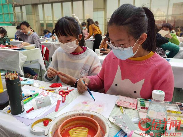 新年剪贴报怎么做，手抄报大赛学做年味立体贺年贴画