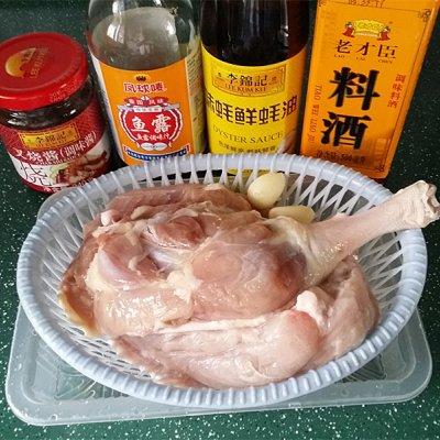 新年家庭版叉烧肉的做法，这道#新春美味菜肴#叉烧鸭腿比米其林大厨做的还好吃