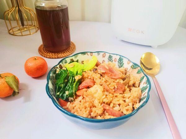 电饭锅煮稀饭的步骤，电饭锅怎么烧稀饭（下班回家也能做的煲仔饭）