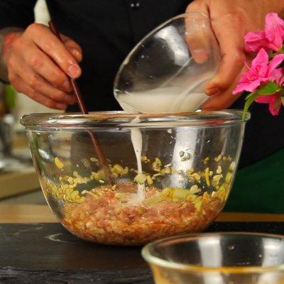 好吃的卷煎可以这样做，卷煎怎么做（东北卷煎这样做好看好吃又解馋）