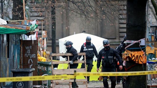 leeds是哪个城市，是英国的一个城市（英国环保人士挖地道阻高铁项目）