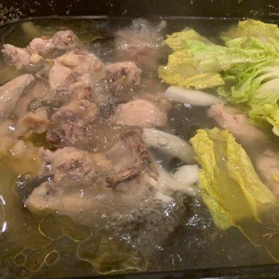 椰子鸡火锅做法，椰子鸡火锅做法窍门（#福气年夜菜#海南椰子鸡火锅）