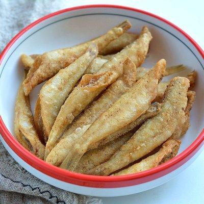 沙丁鱼的做法家常做法，沙丁鱼怎么做好吃做法窍门（这道油炸沙丁鱼比大厨做的还好吃）