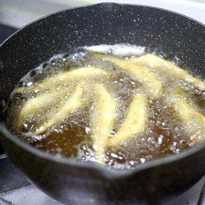沙丁鱼的做法家常做法，沙丁鱼怎么做好吃做法窍门（这道油炸沙丁鱼比大厨做的还好吃）
